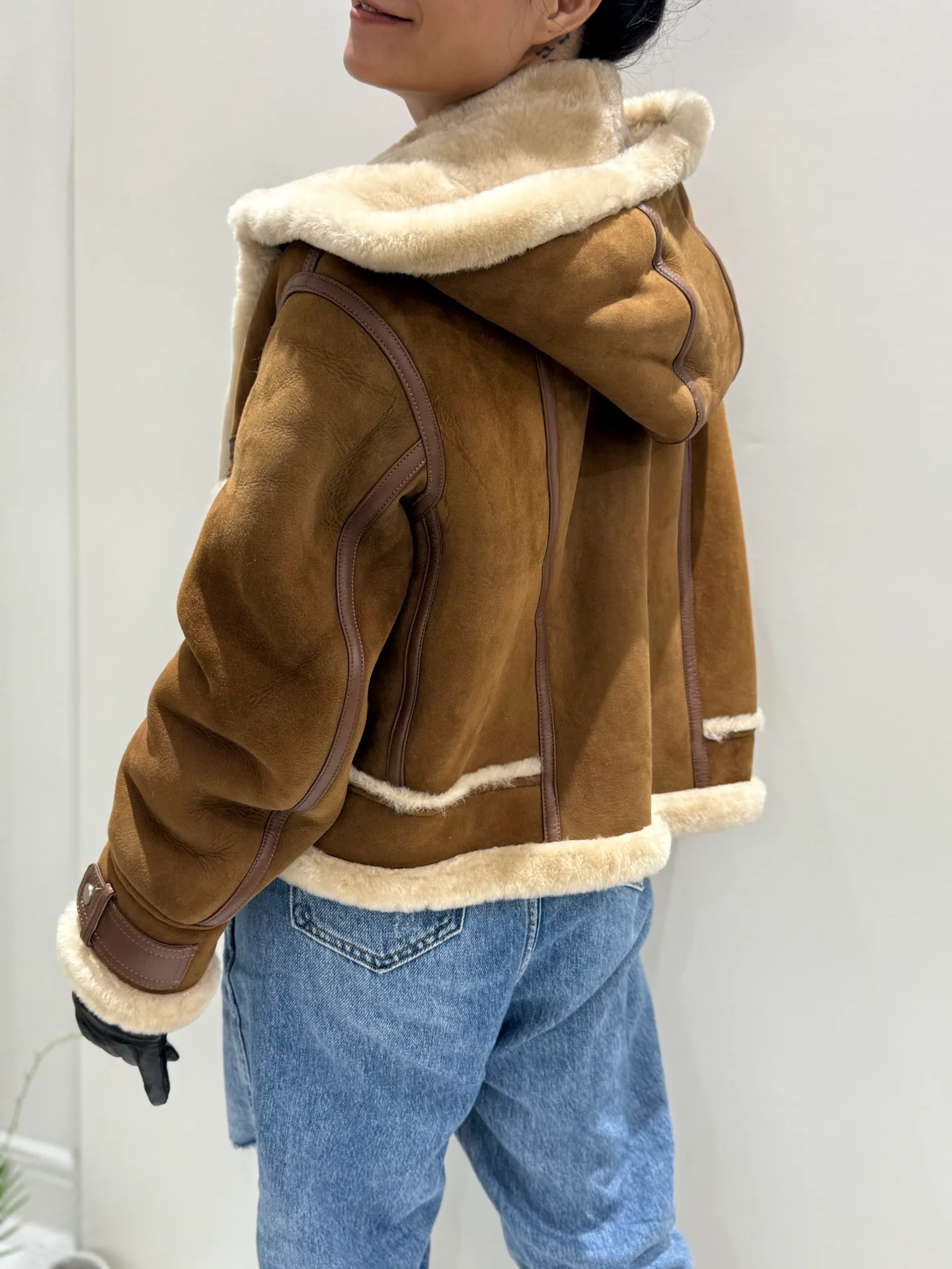 Кожаные Куртки И Дублёнки Женские Miu Miu 70228