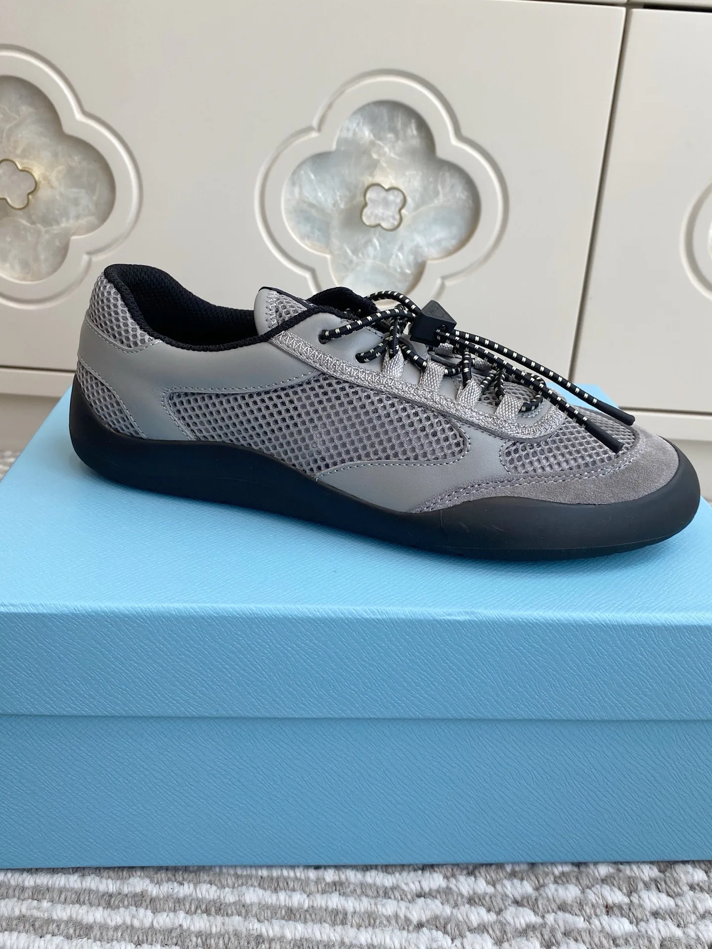 Кроссовки Женские Prada 13239497