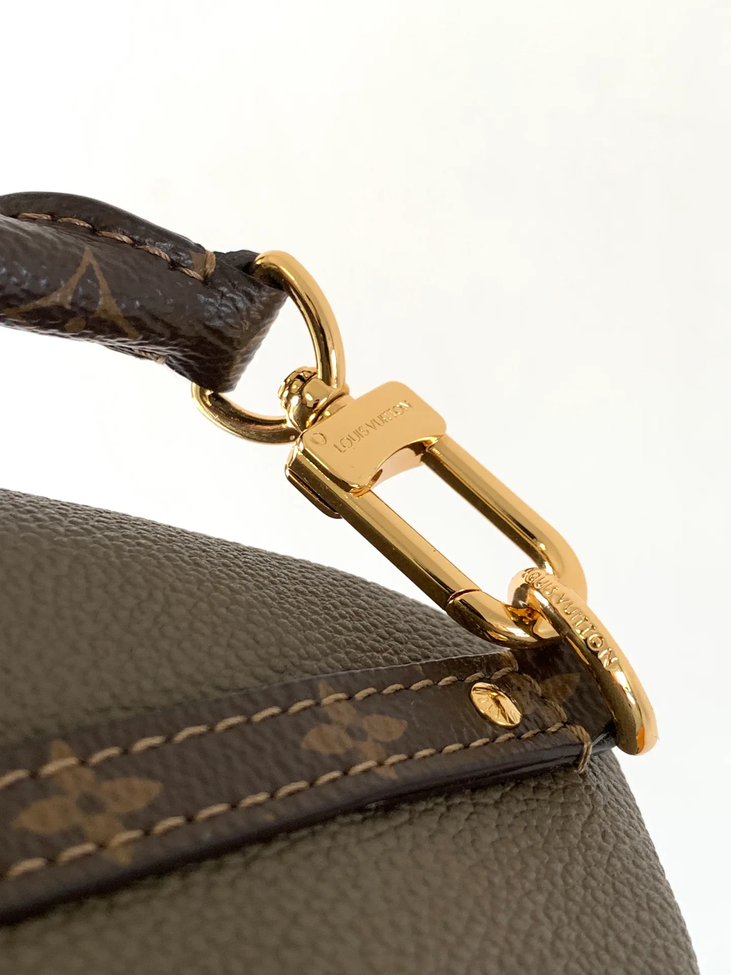 Классические Сумки Женские Louis Vuitton 11394899