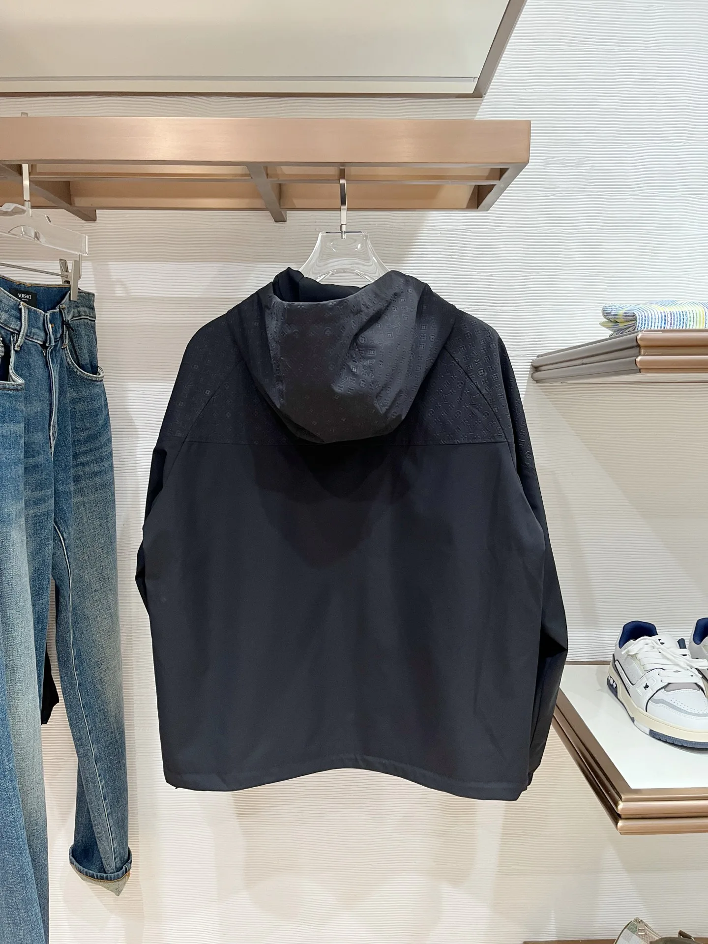 Куртки И Пуховики Мужские Louis Vuitton 11392214