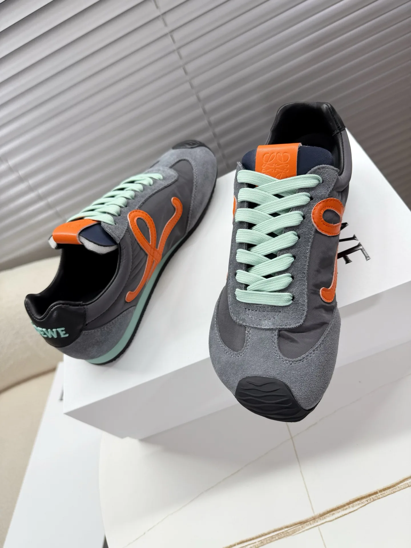 Кроссовки Женские Loewe 4019916