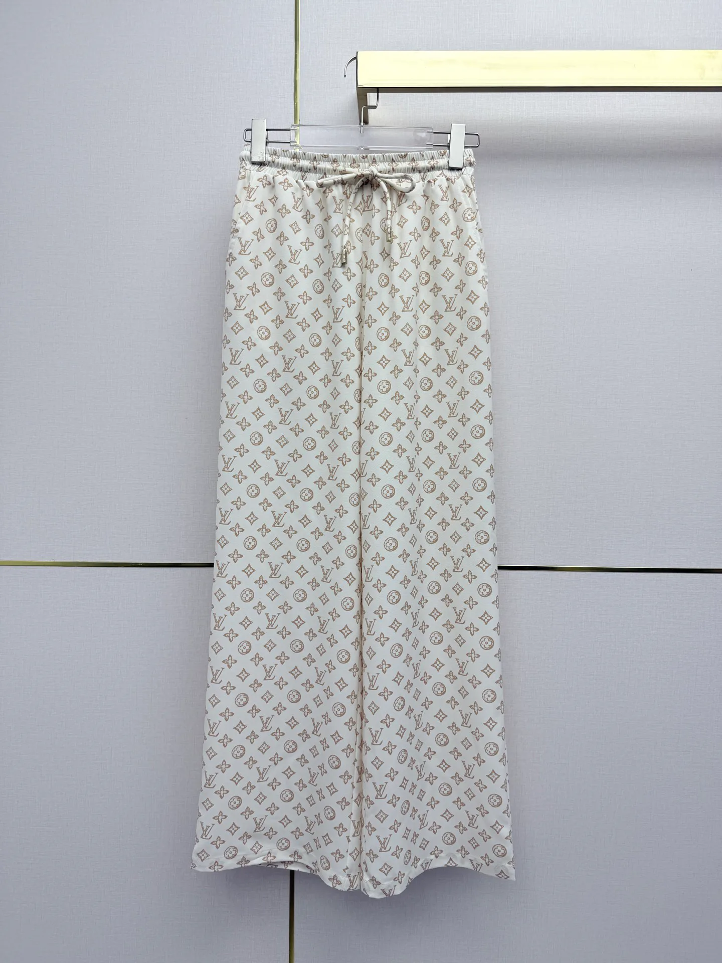 Брюки Женские Louis Vuitton 10058349