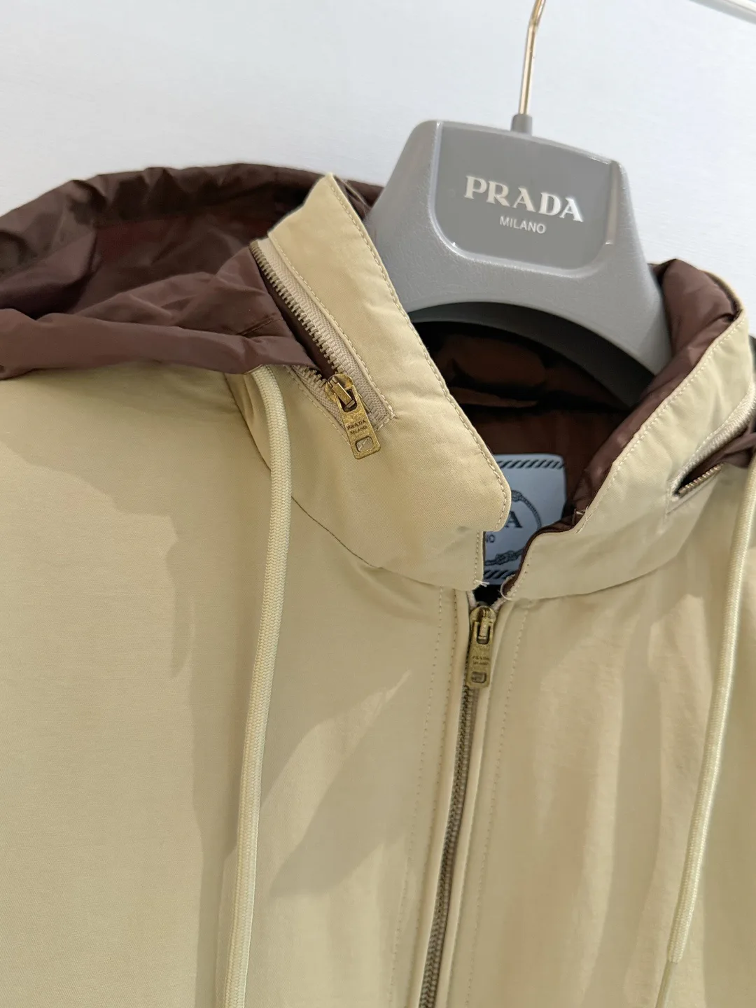 Куртки И Пуховики Женские Prada 18487918