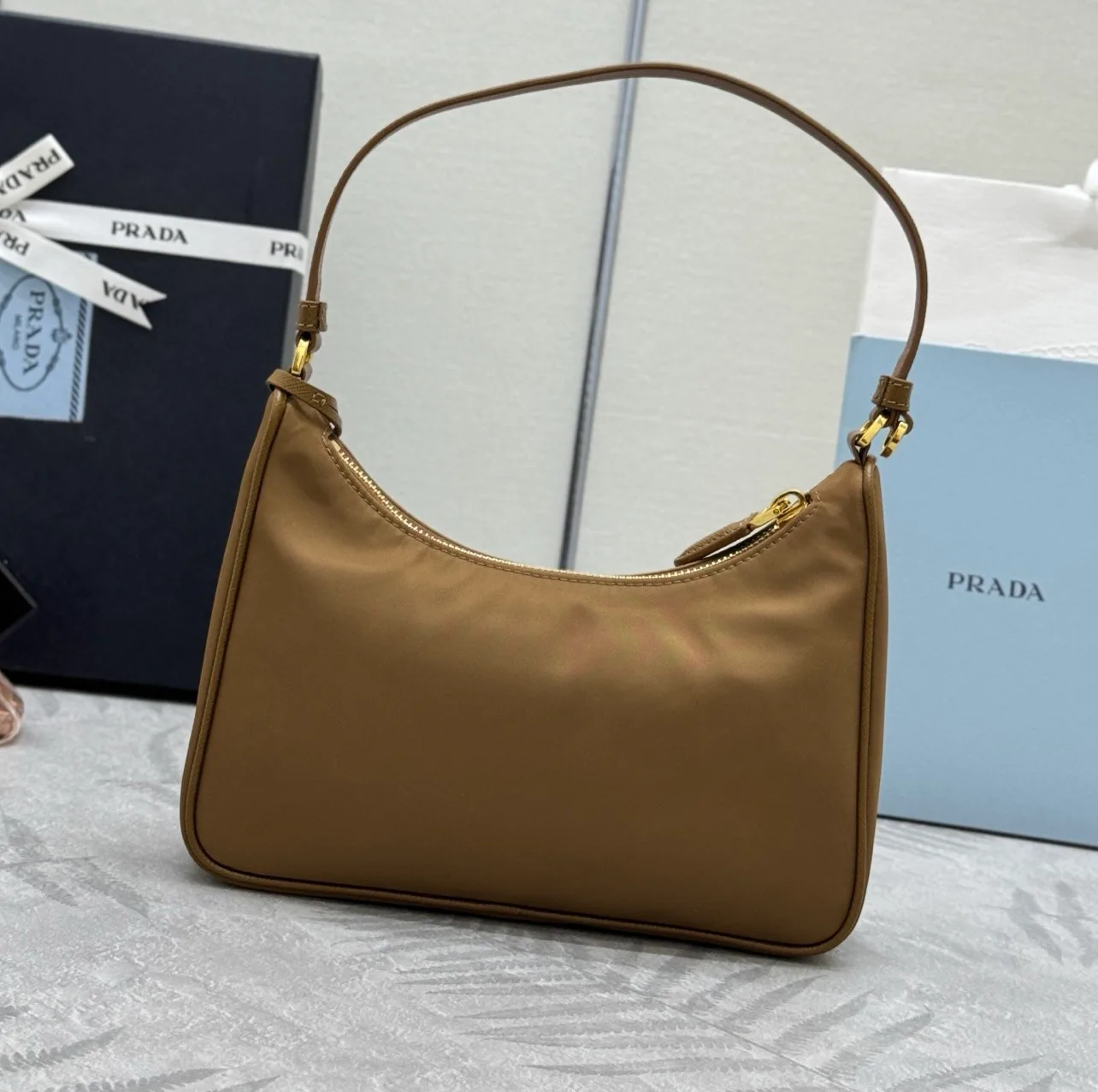 Сумки На Ремне Женские Prada 11682028