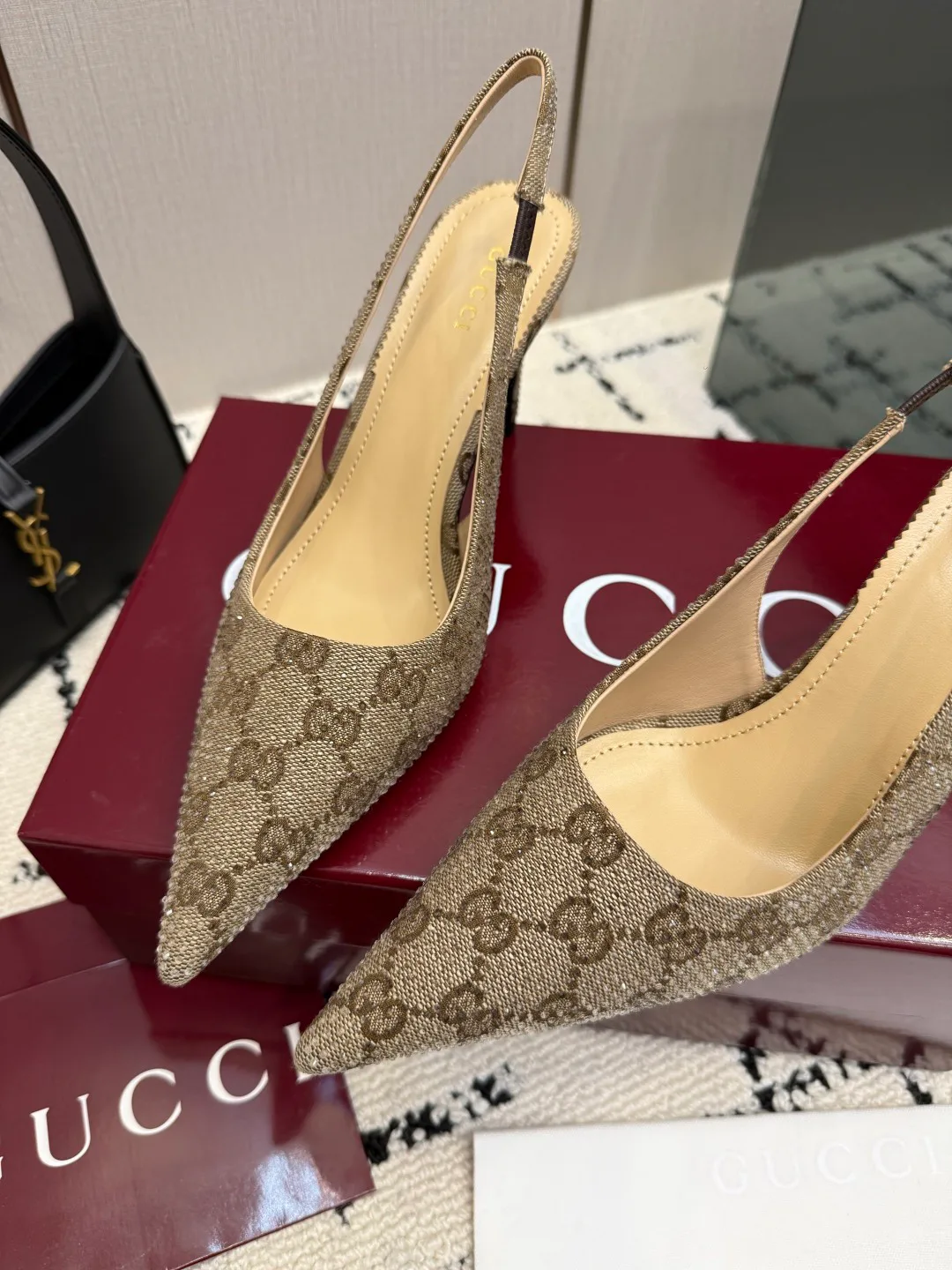 Туфли Женские Gucci 19482368