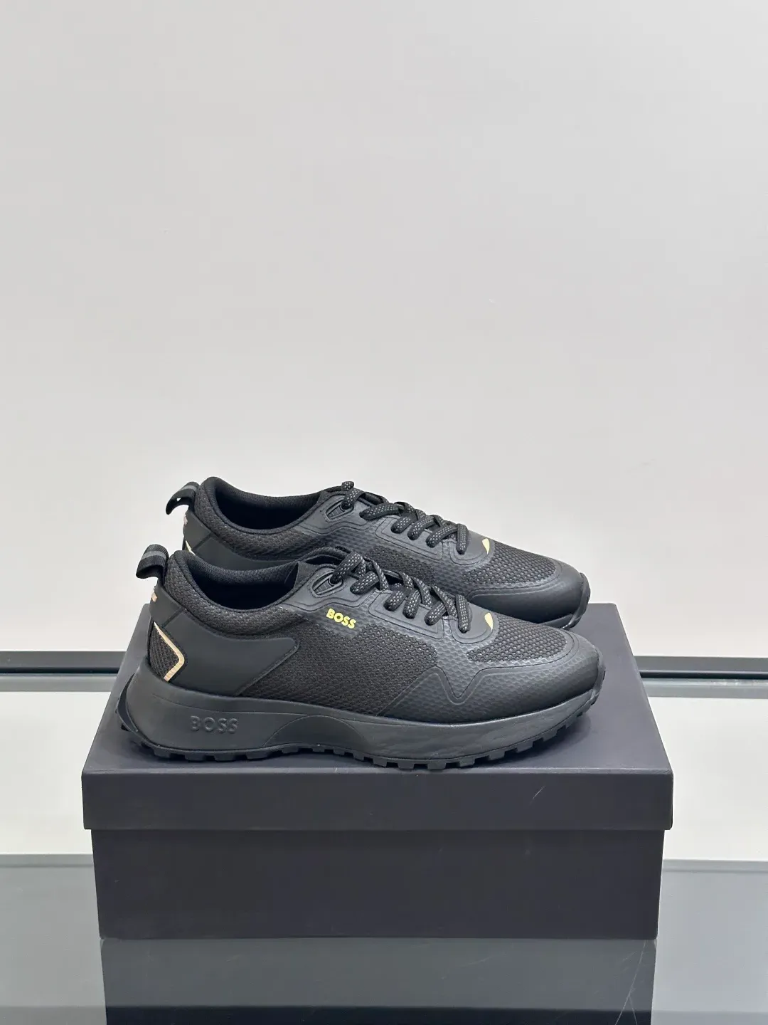 Кроссовки Мужские Hugo Boss 26072