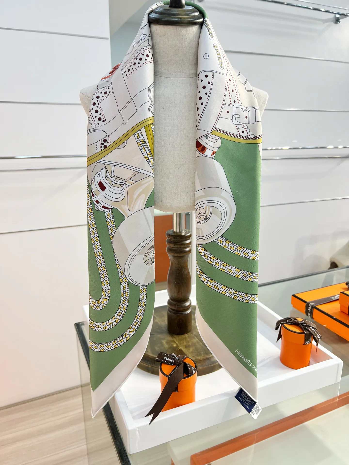 Платки Hermes 17991632