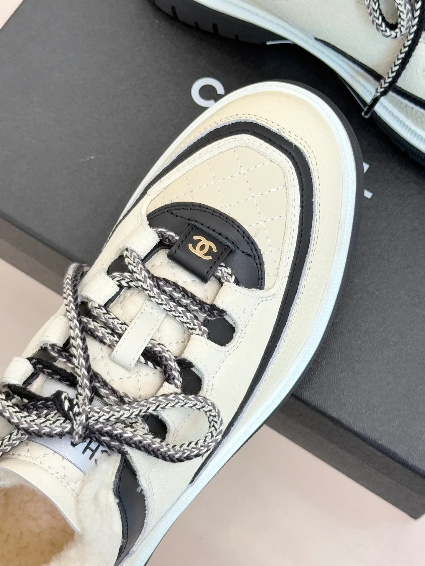 Кроссовки Женские Chanel 231662