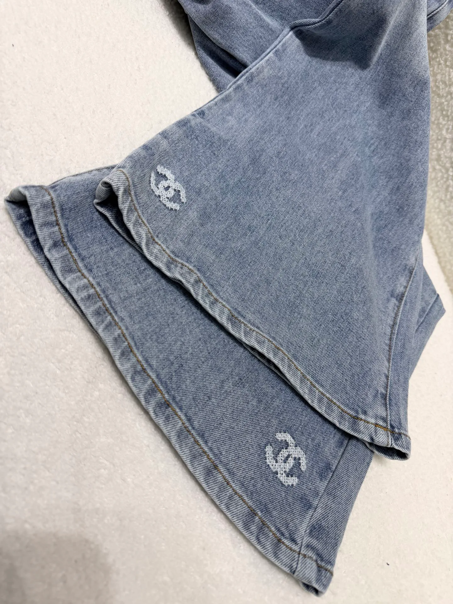 Джинсы Женские Chanel 13237616