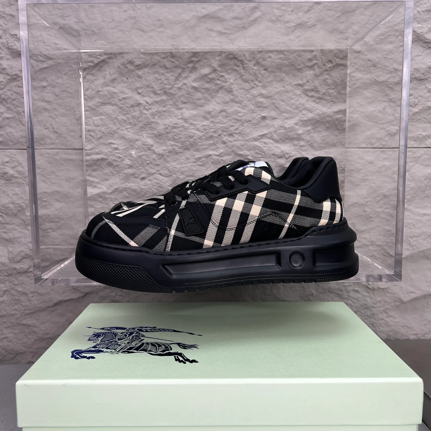 Кроссовки Мужские Burberry 11638116