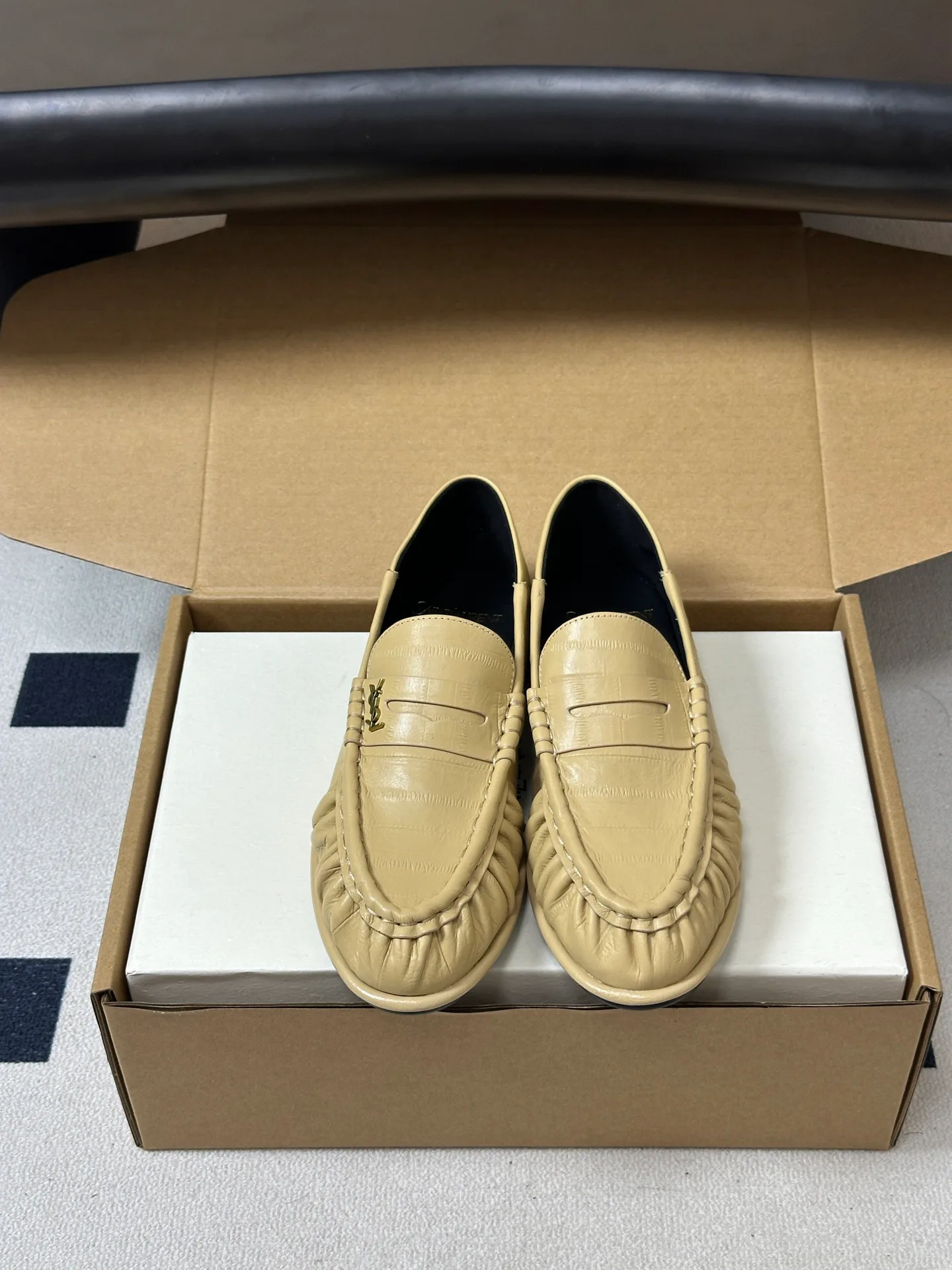 Лоферы И Мокасины Женские Saint Laurent 18049120