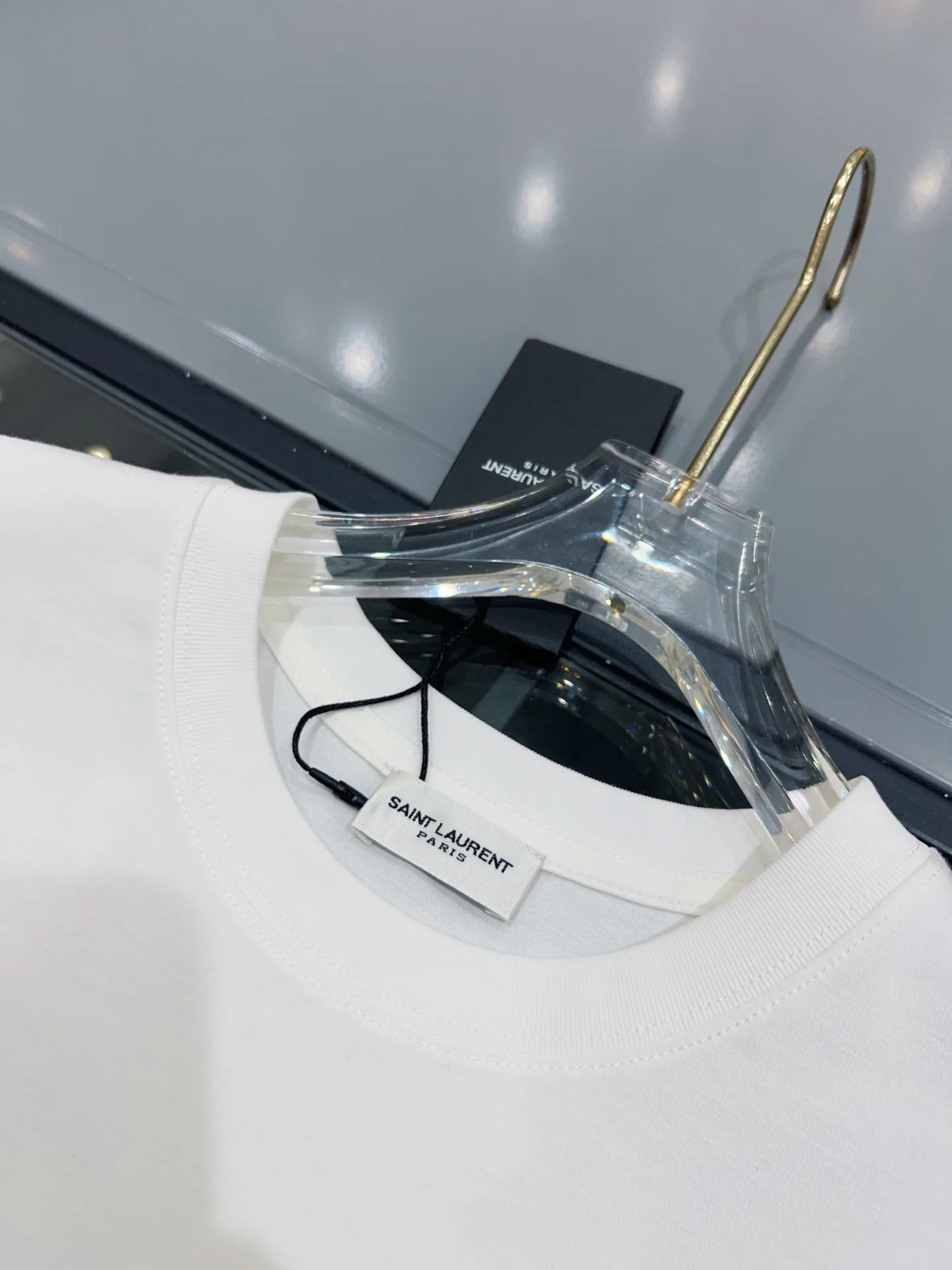 Футболки Женские Saint Laurent 13319721
