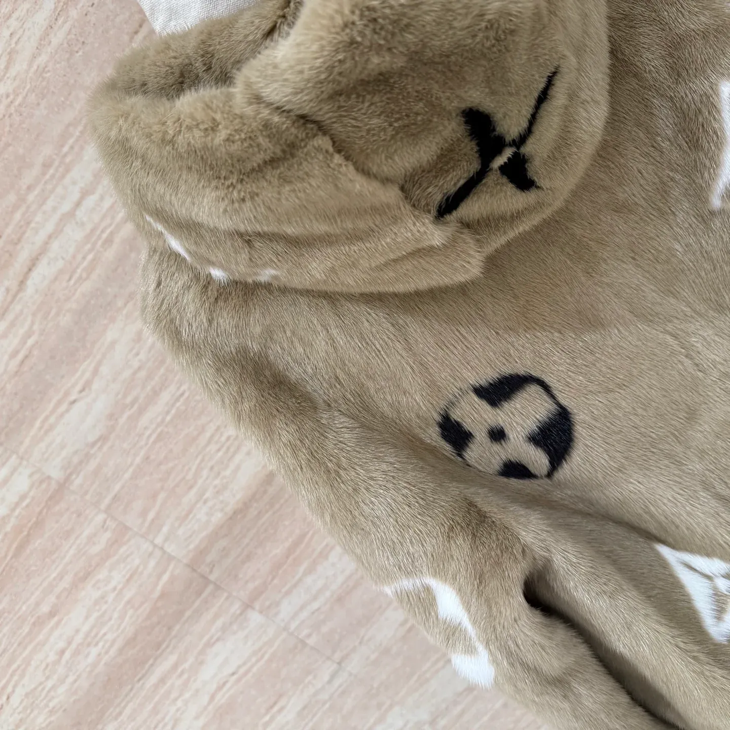 Куртки И Пуховики Женские Louis Vuitton 1061371