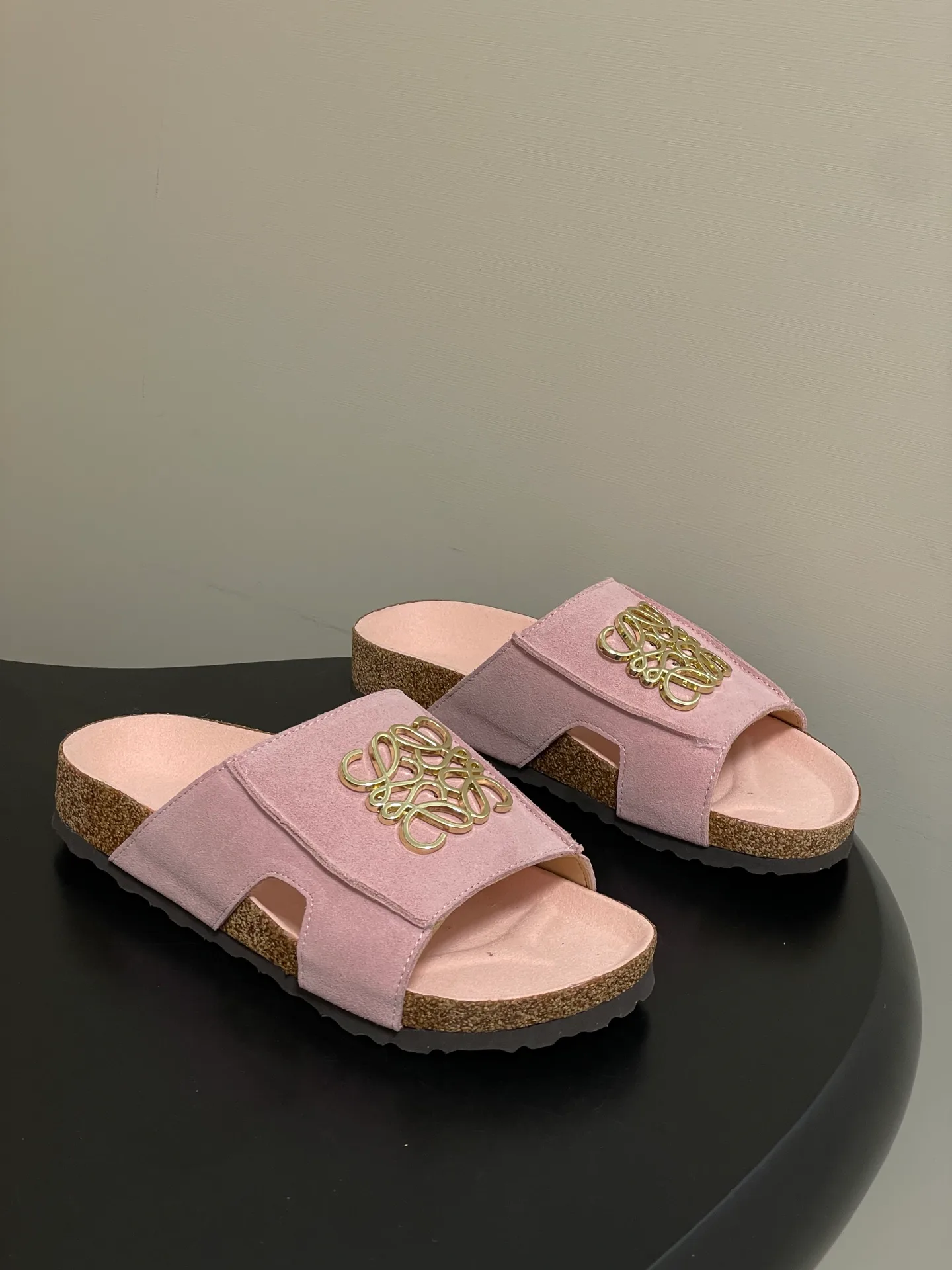 Шлепанцы Женские Loewe 1408243