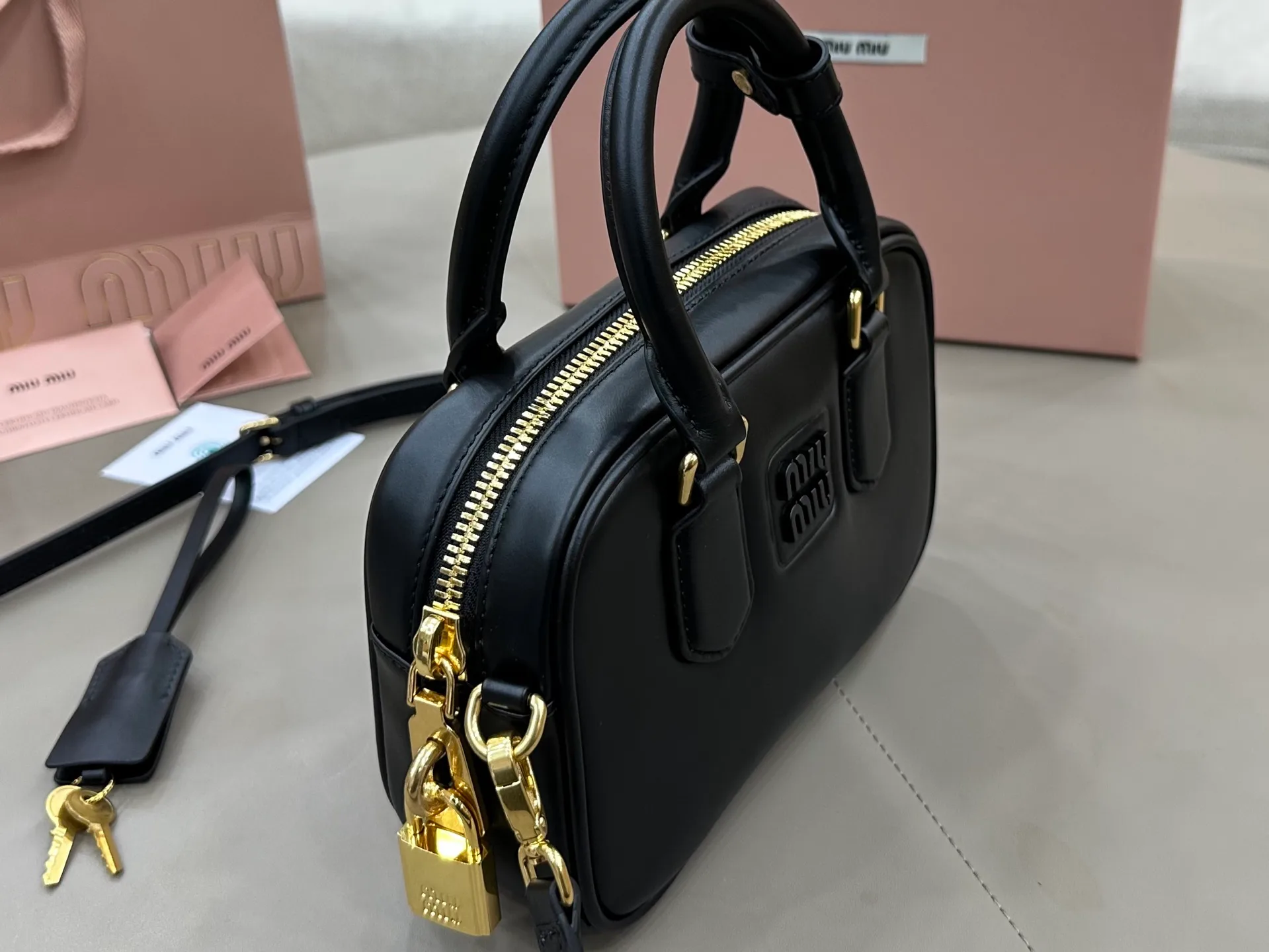 Классические Сумки Женские Miu Miu 11524742