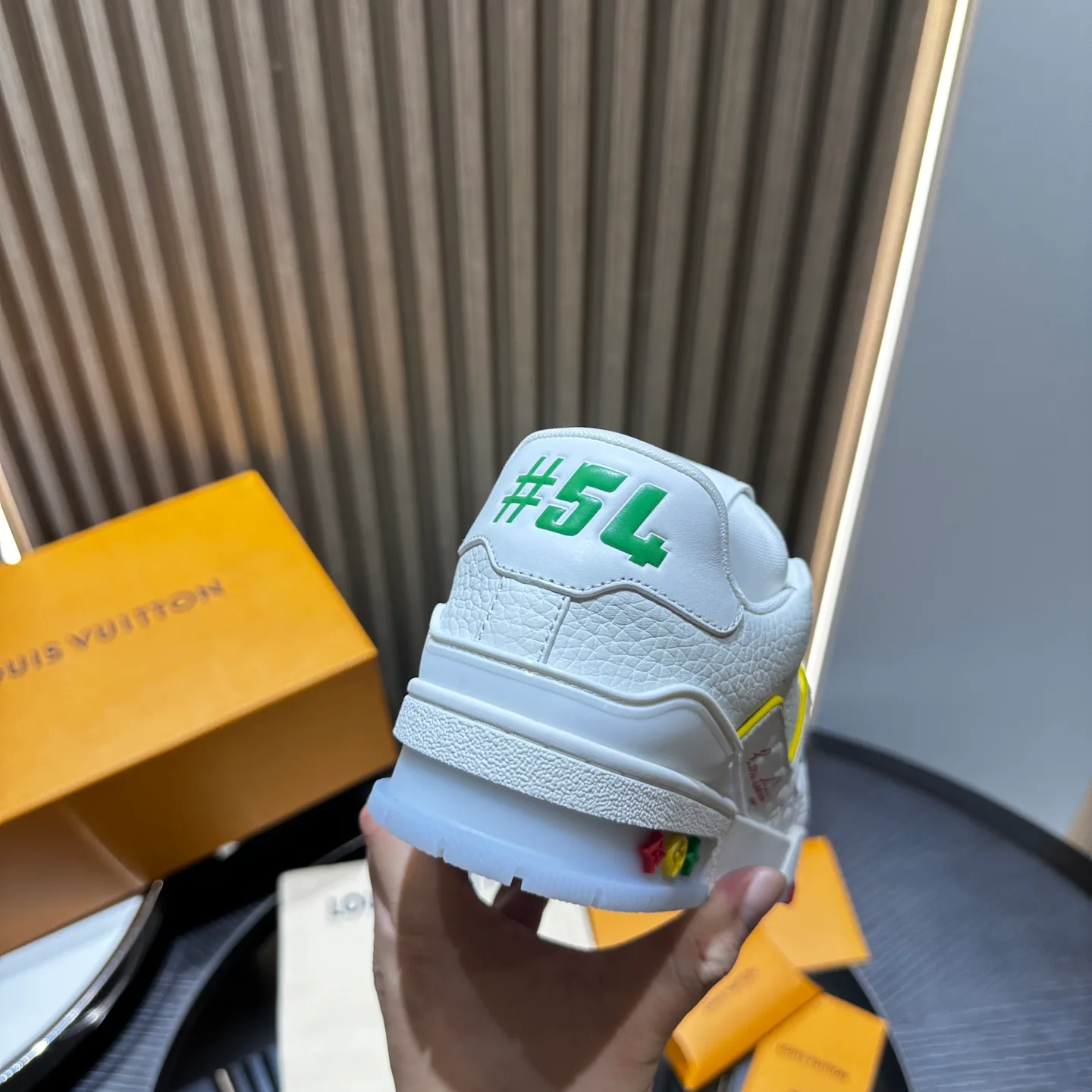 Кроссовки Мужские Louis Vuitton 857700