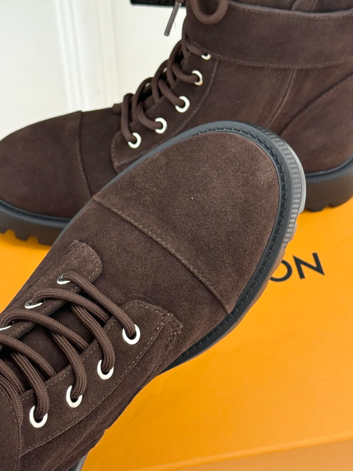 Ботинки Женские Louis Vuitton 19706857