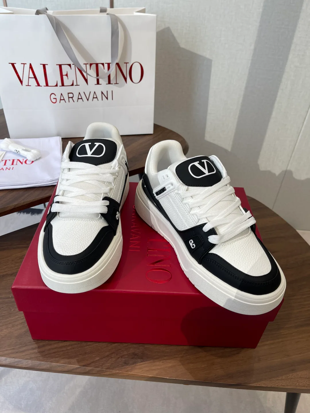 Кроссовки Женские Valentino 4545185