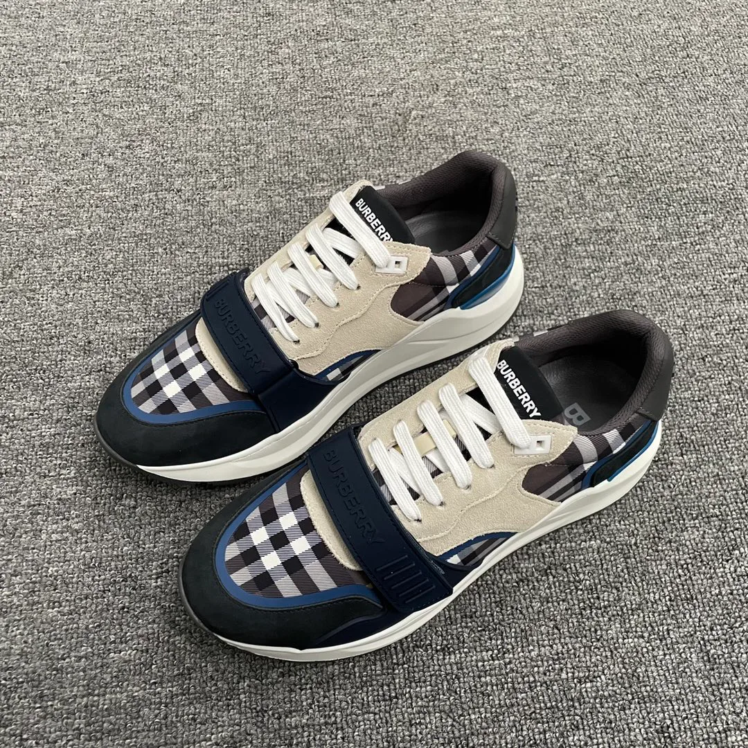 Кроссовки Мужские Burberry 850410