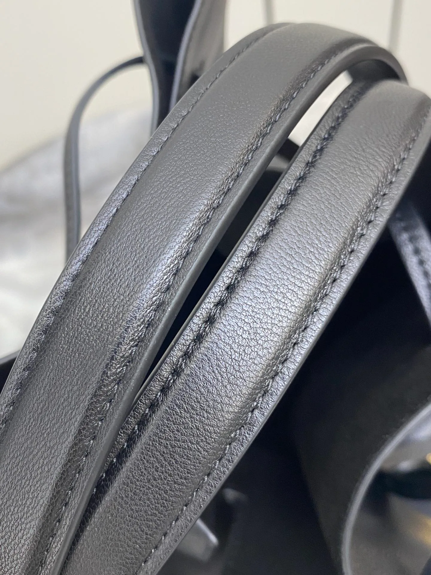 Классические Сумки Женские Saint Laurent 11488688
