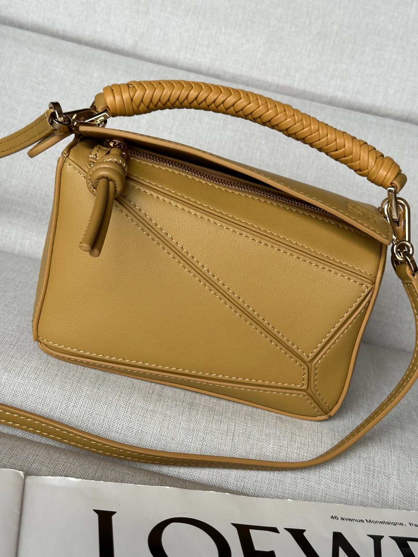Классические Сумки Женские Loewe 11621876