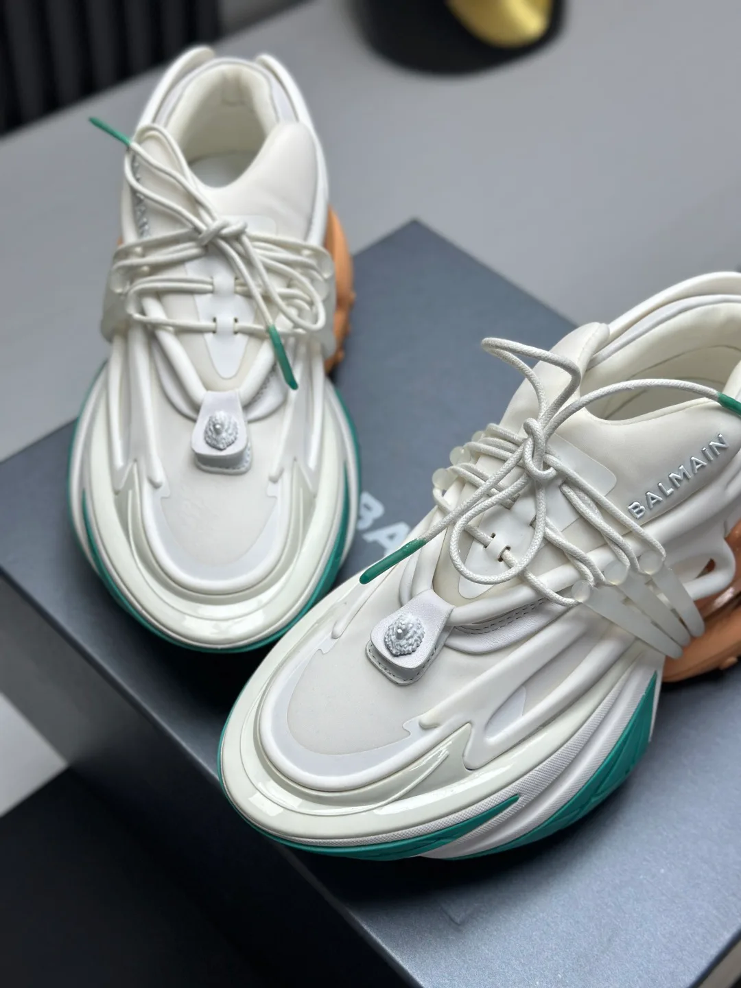 Кроссовки Женские Balmain 327289