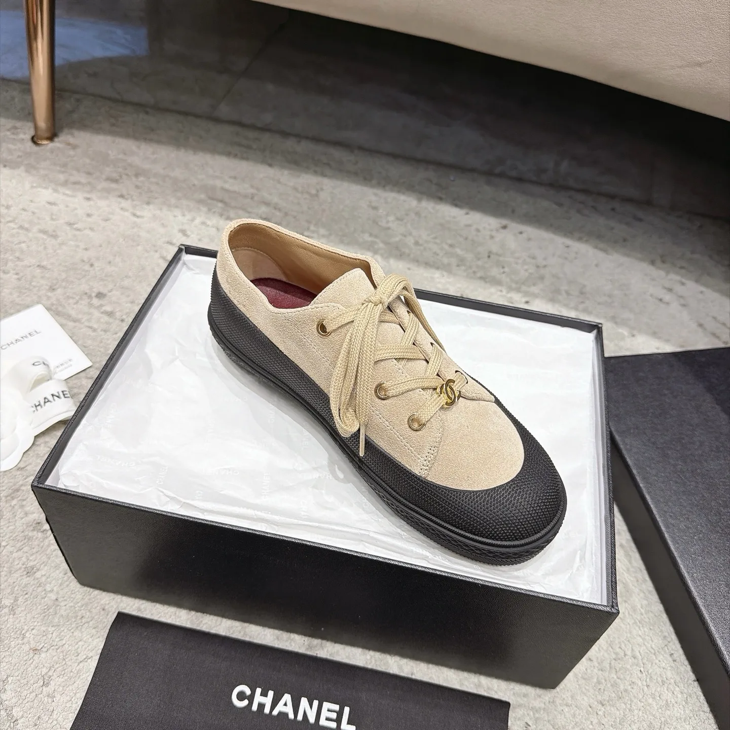 Кроссовки Женские Chanel 17933409