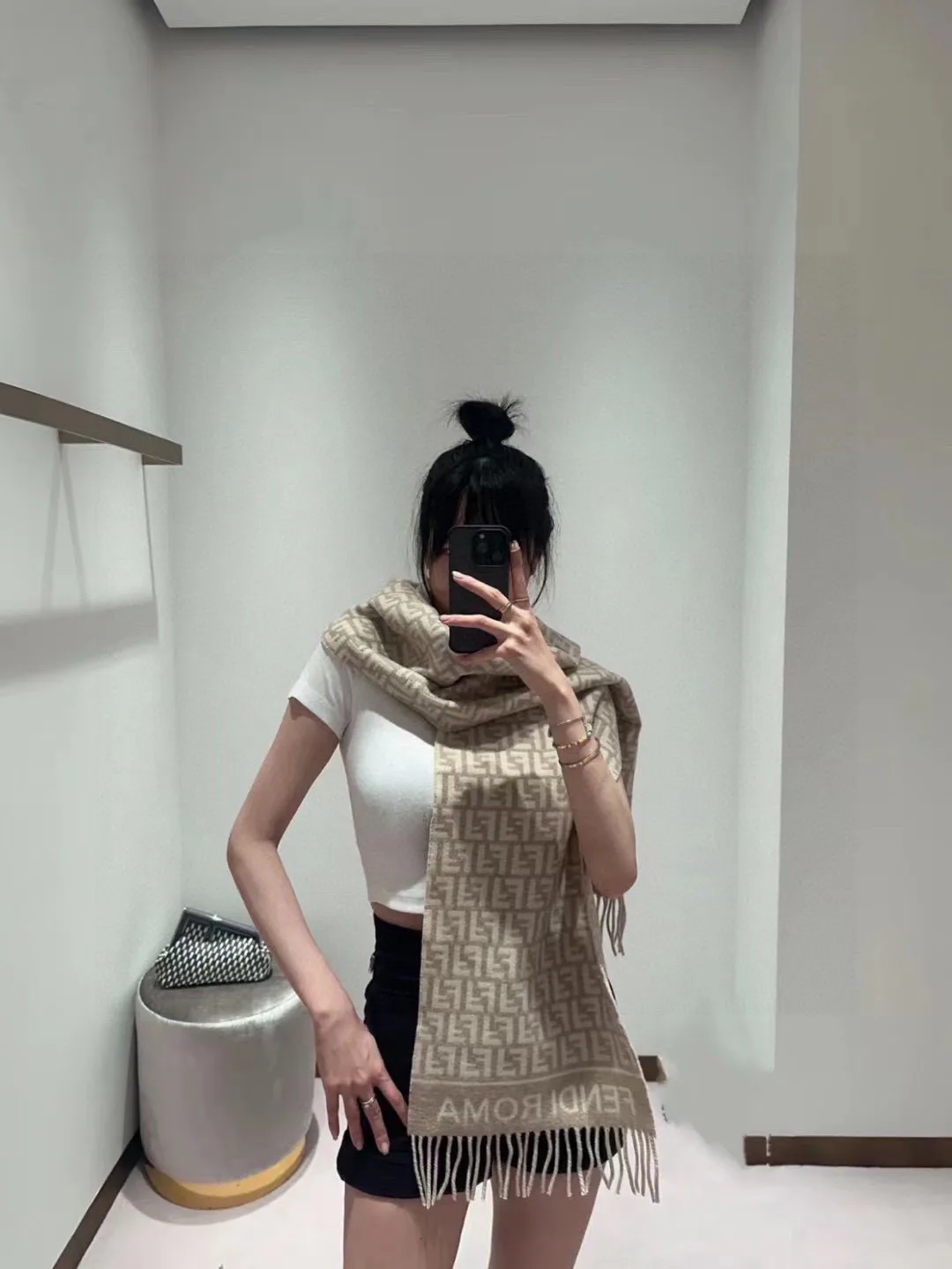 Шарфы Fendi 1303611