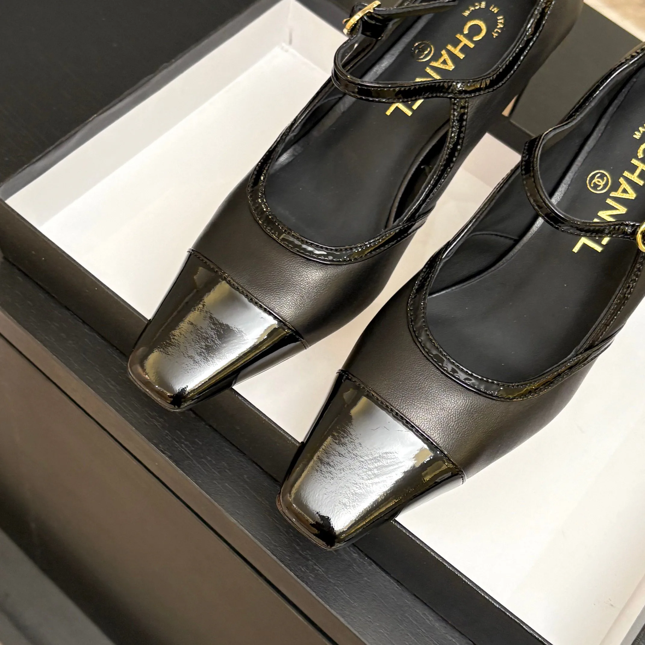 Туфли Женские Chanel 17448367