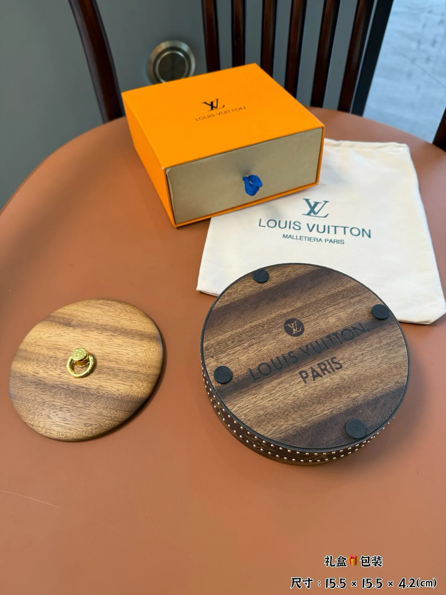 Посуда Louis Vuitton 233194