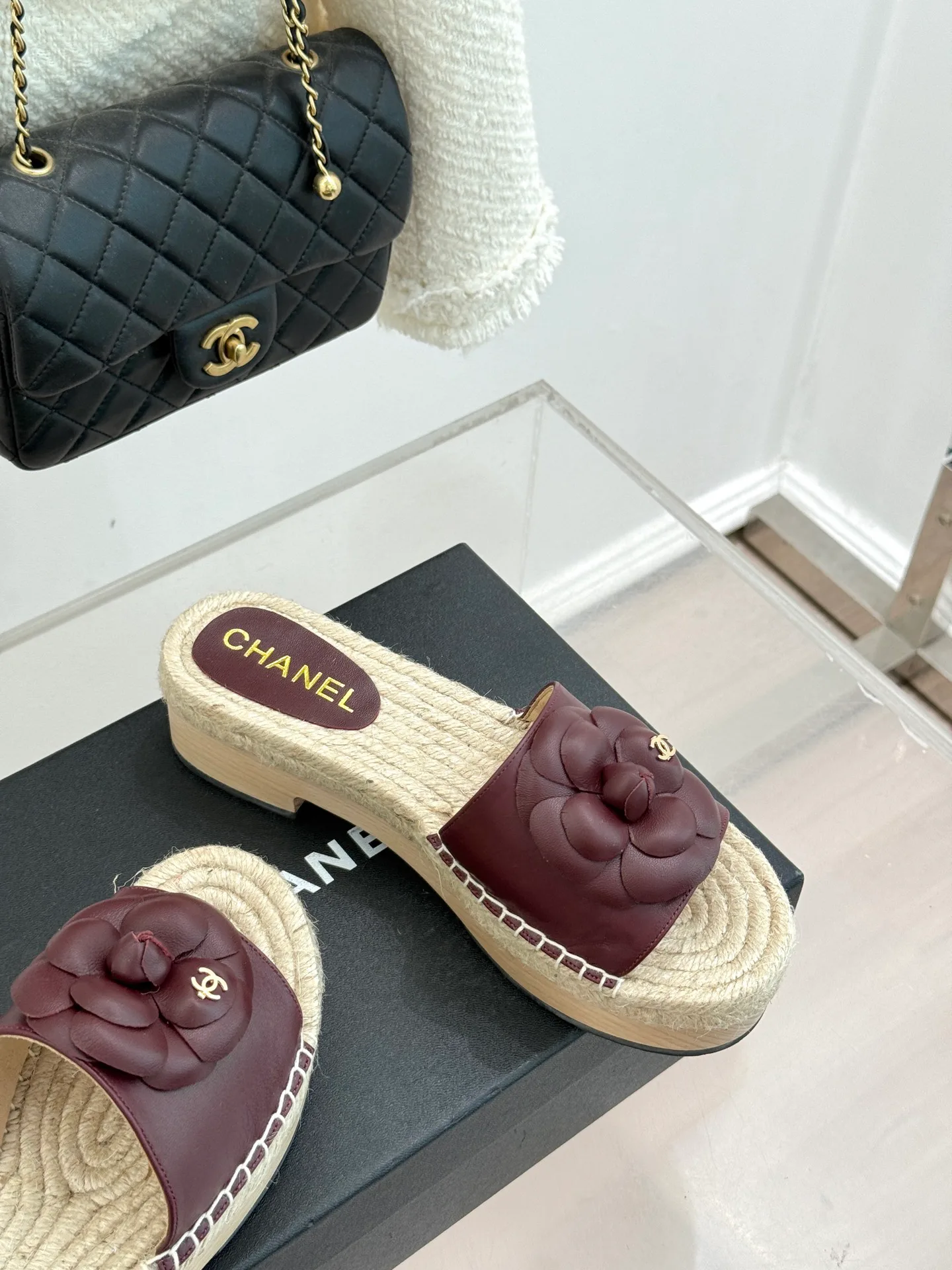 Шлепанцы Женские Chanel 9499272