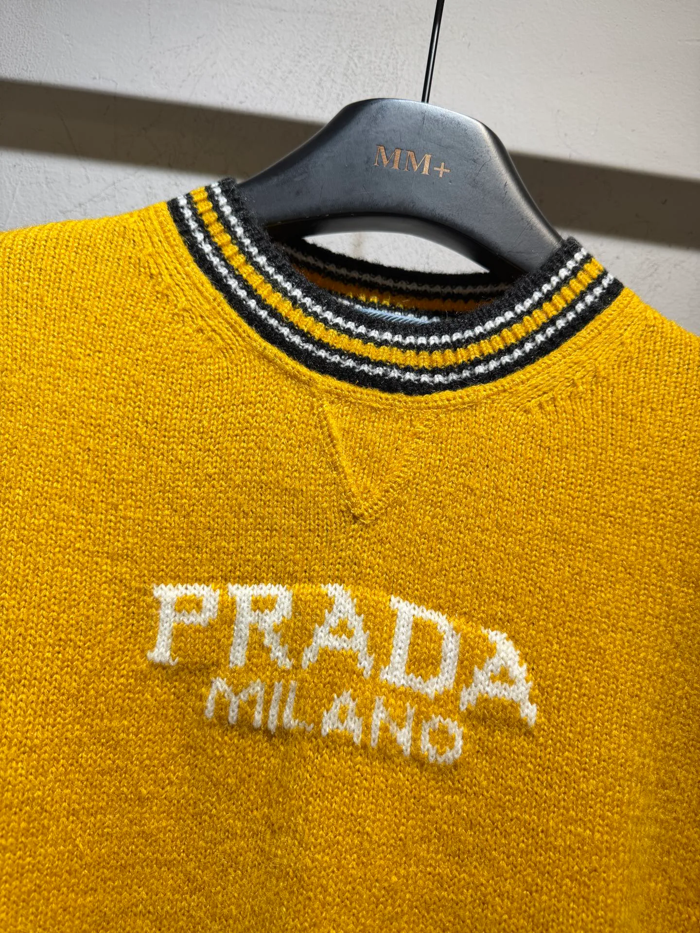 Футболки Женские Prada 11505110