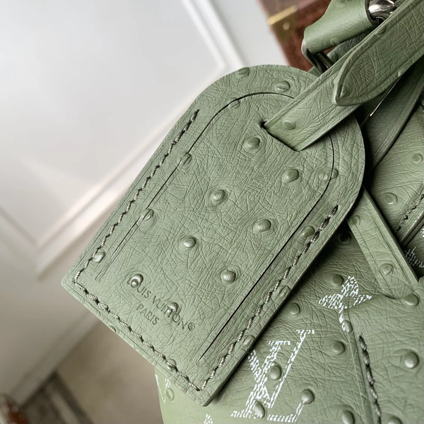 Классические Сумки Женские Louis Vuitton 18147447