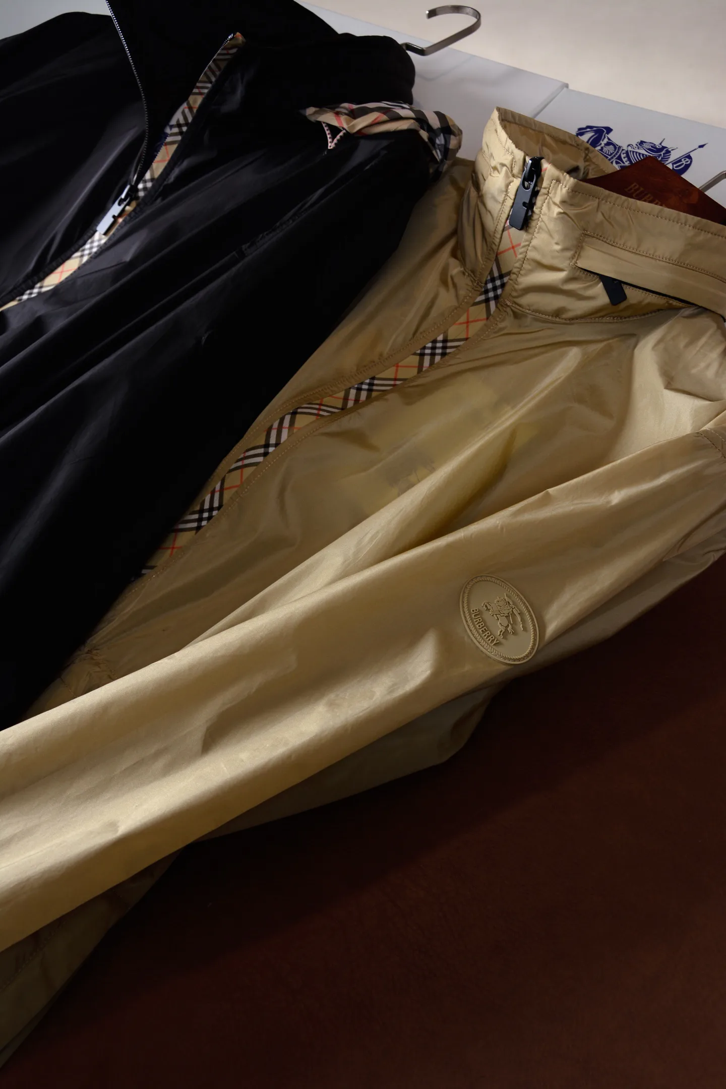 Куртки И Пуховики Женские Burberry 13458133