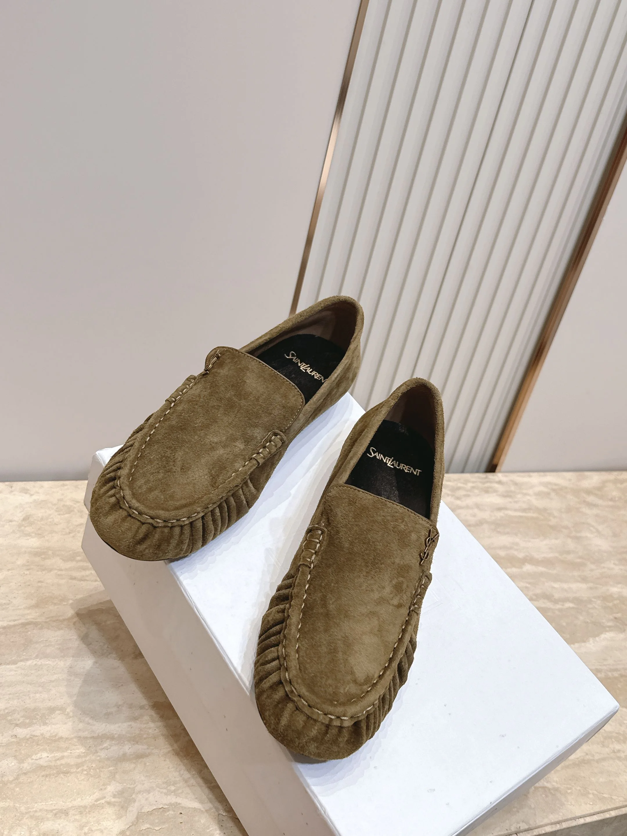 Лоферы И Мокасины Женские Saint Laurent 17701338
