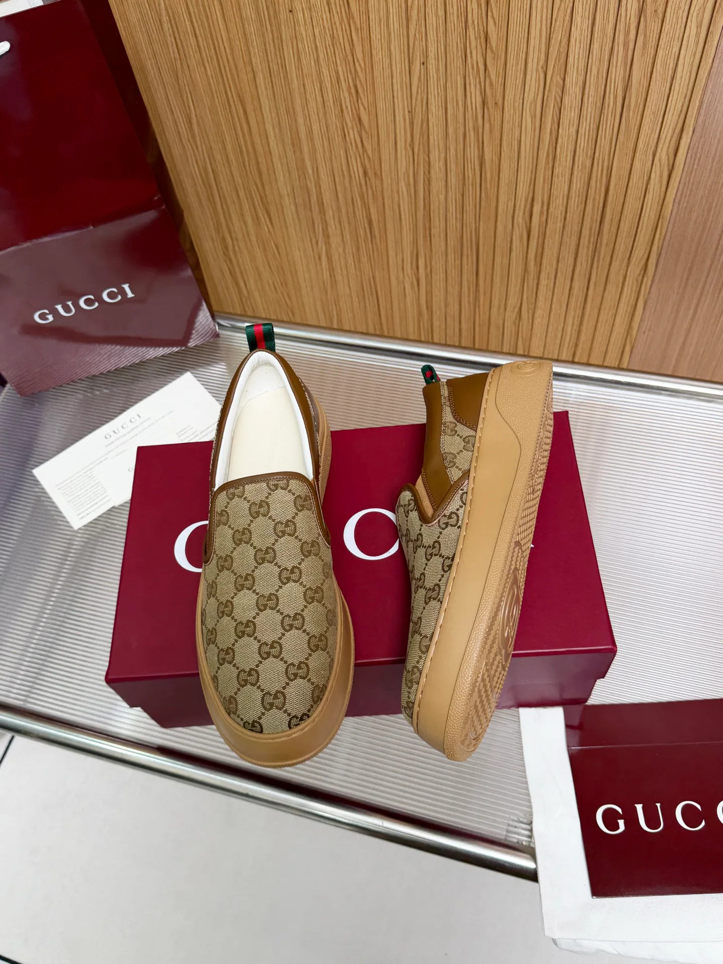Кроссовки Мужские Gucci 17620466