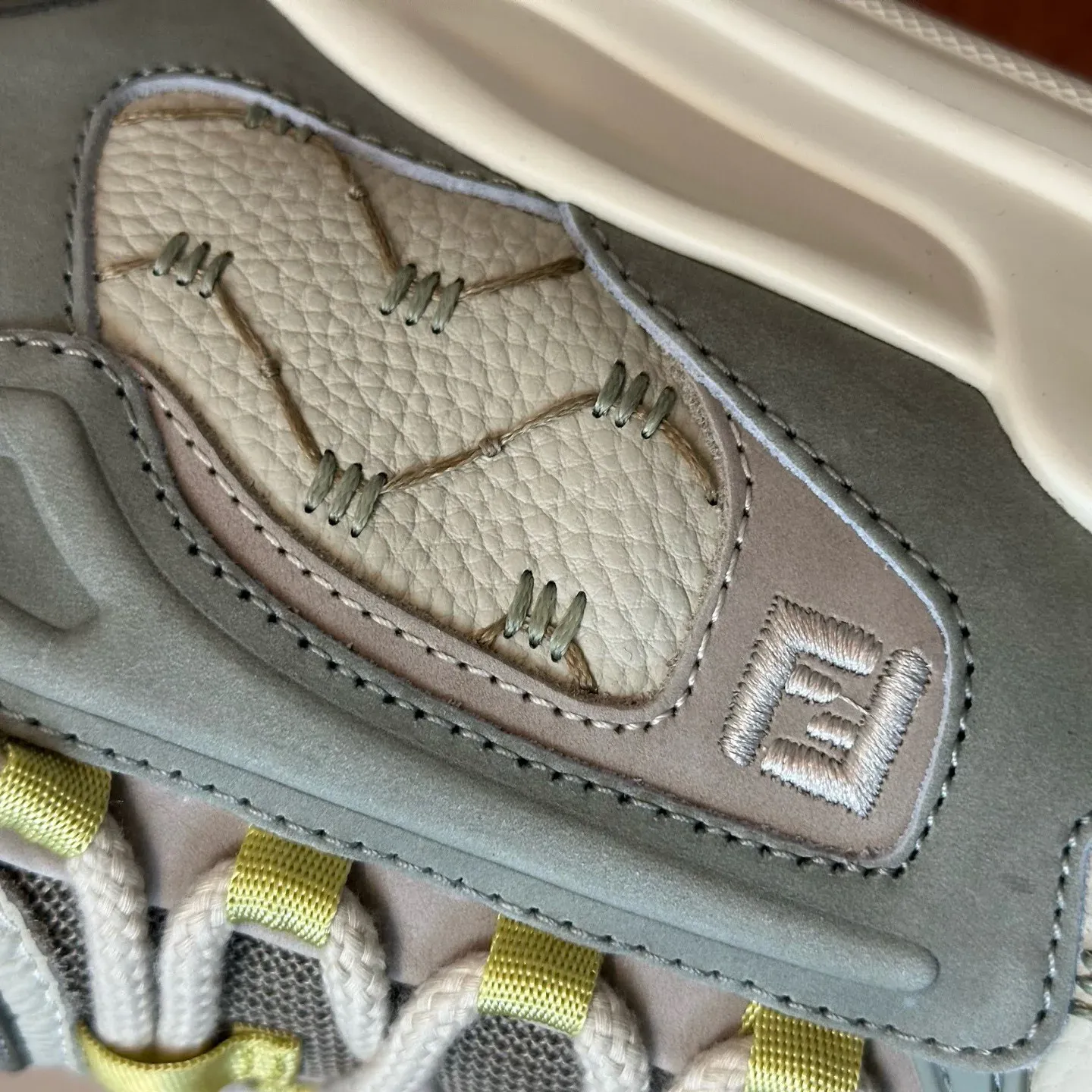 Кроссовки Мужские Fendi 1248698