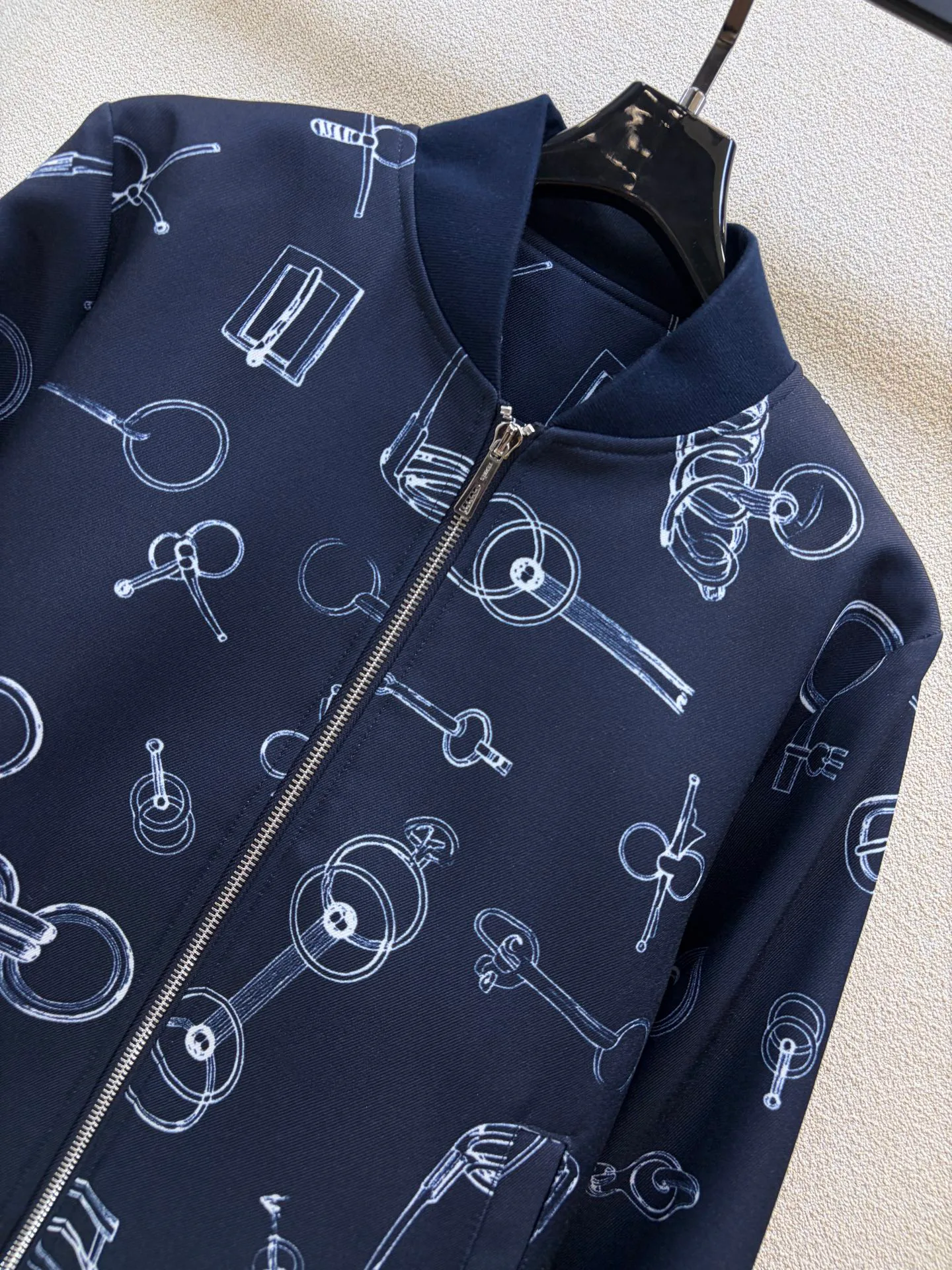 Куртки И Пуховики Женские Hermes 18506391