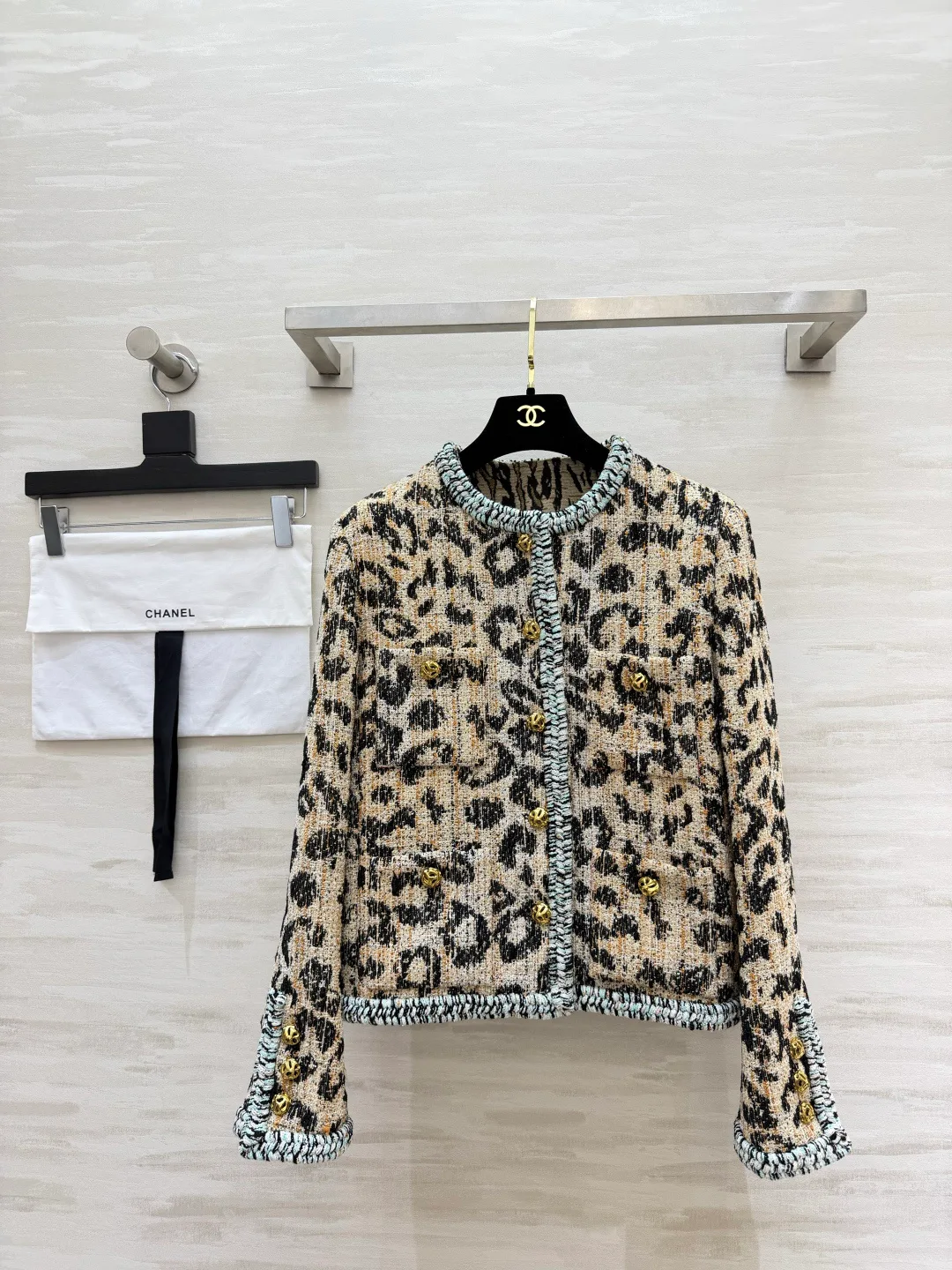 Жакеты Женские Chanel 18276913