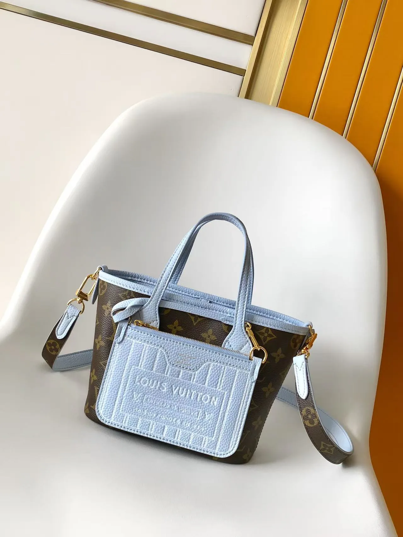 Классические Сумки Женские Louis Vuitton 17483327