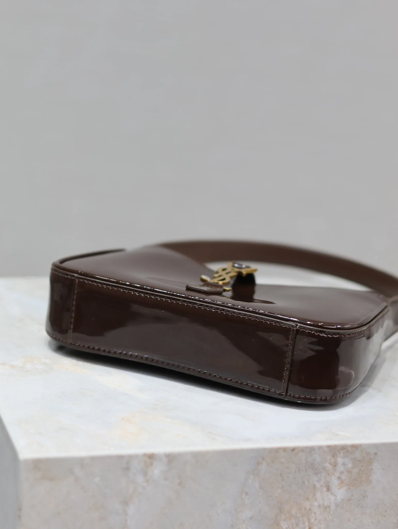 Классические Сумки Женские Saint Laurent 5787