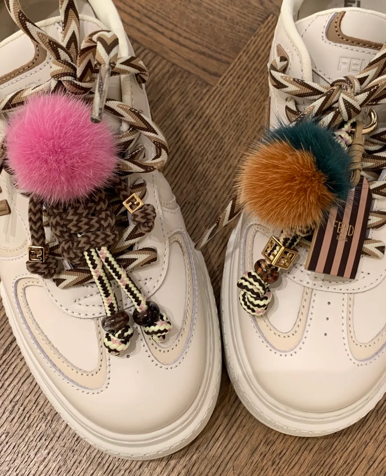 Кроссовки Женские Fendi 18080495