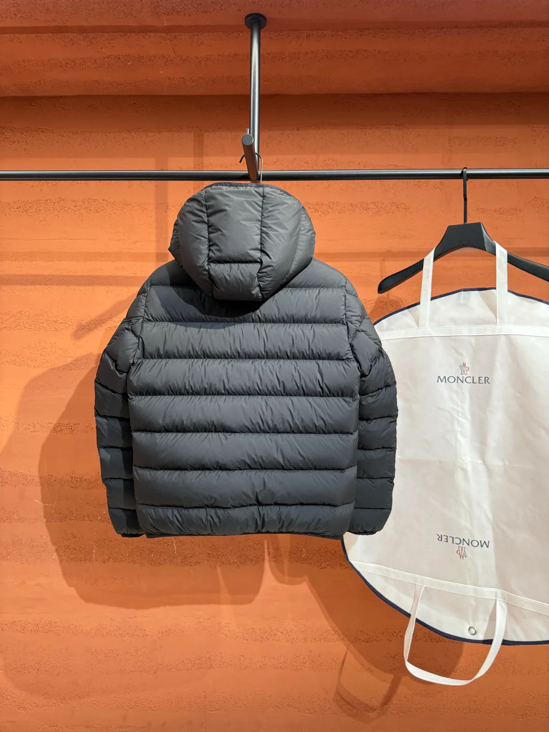 Куртки И Пуховики Женские Moncler 18436278