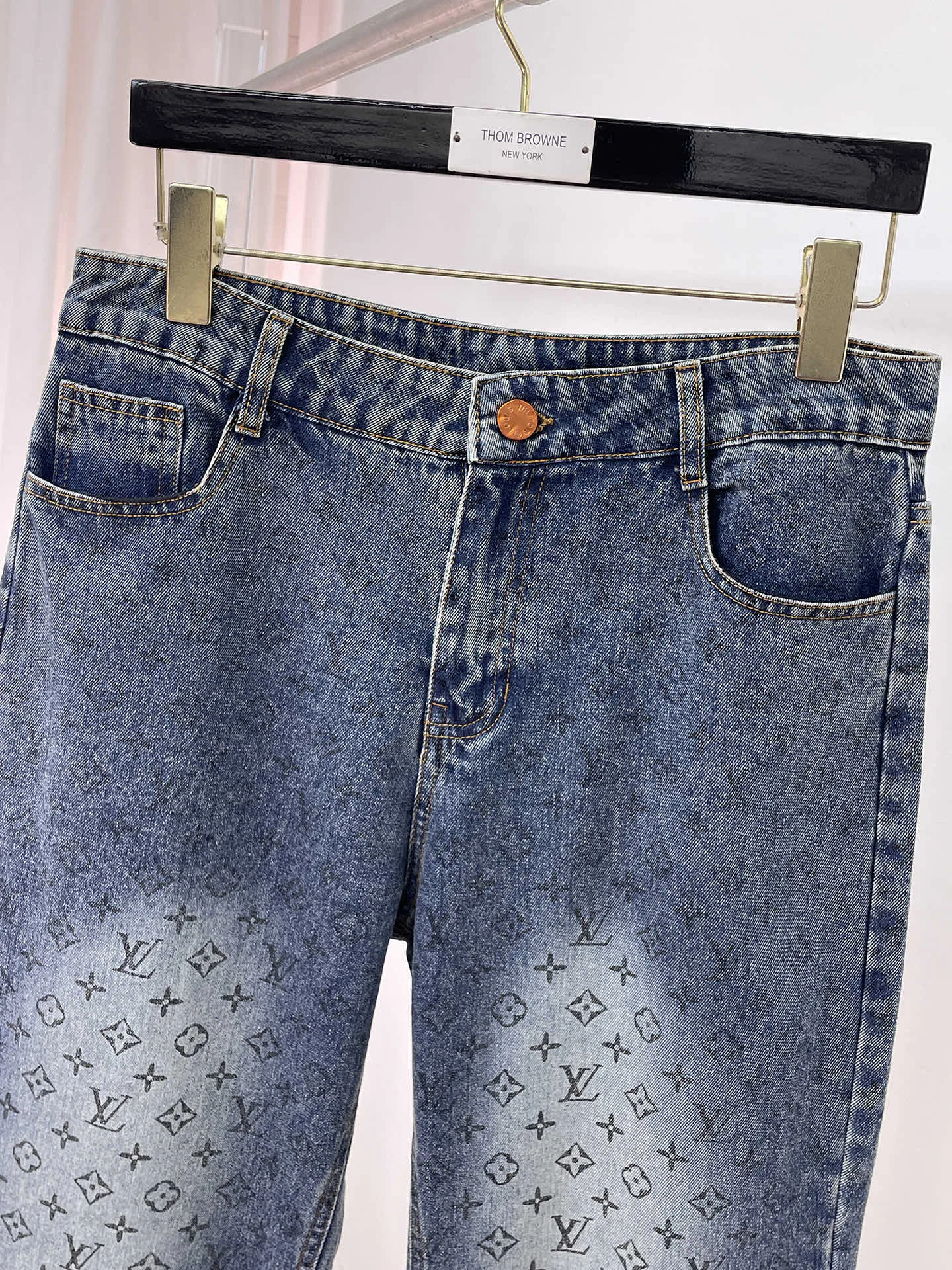 Джинсы Мужские Louis Vuitton 18596807