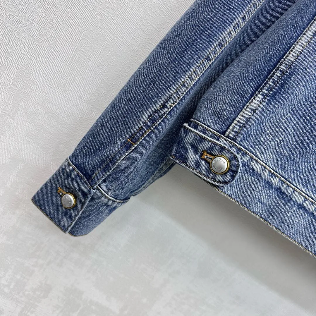 Куртки И Пуховики Женские Louis Vuitton 10533357