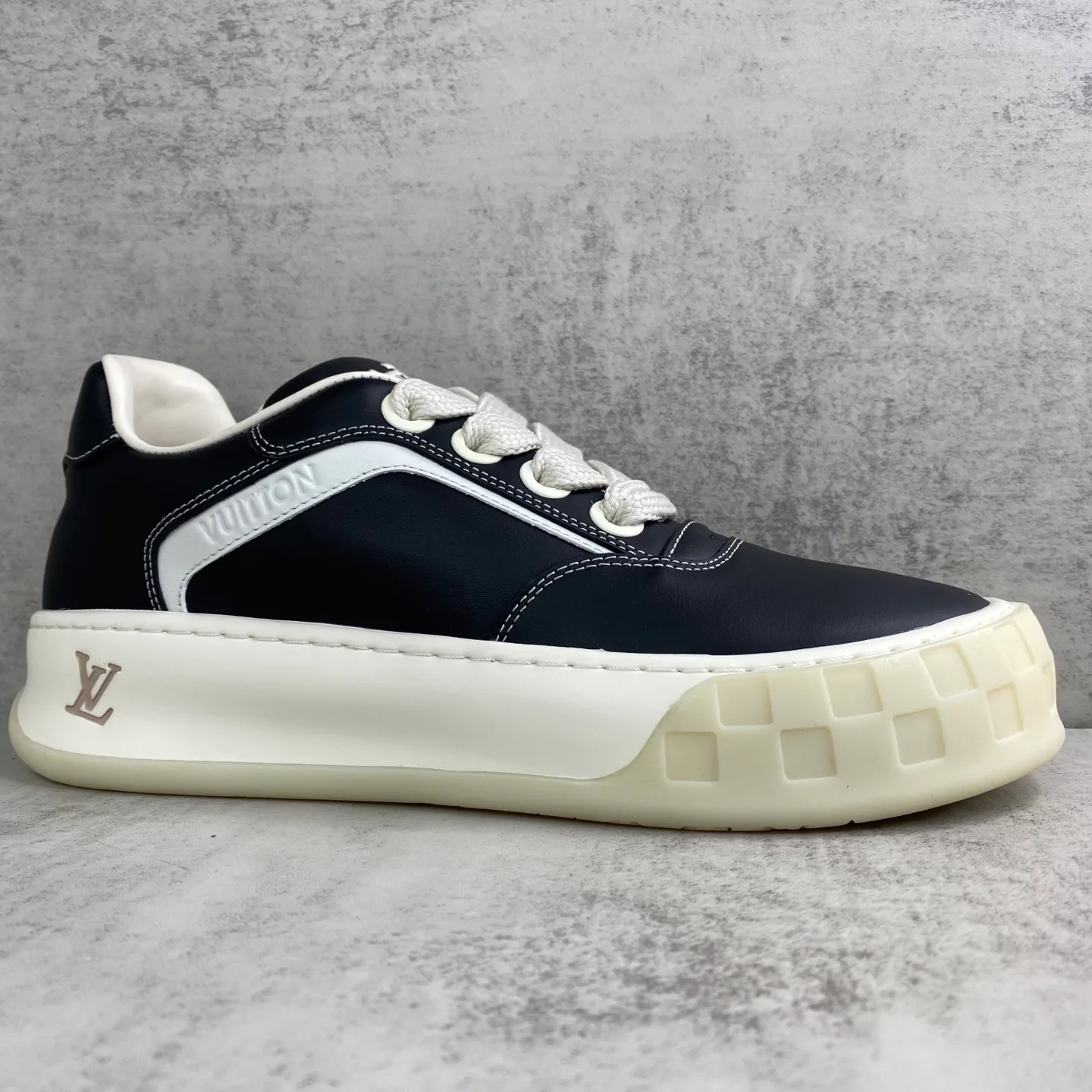 Кроссовки Мужские Louis Vuitton 1381648