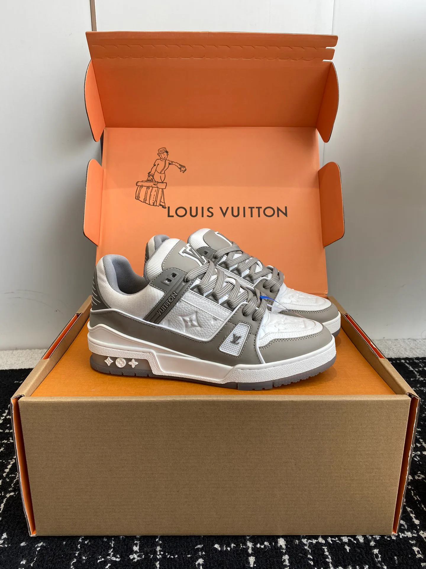 Кроссовки Женские Louis Vuitton 5790935