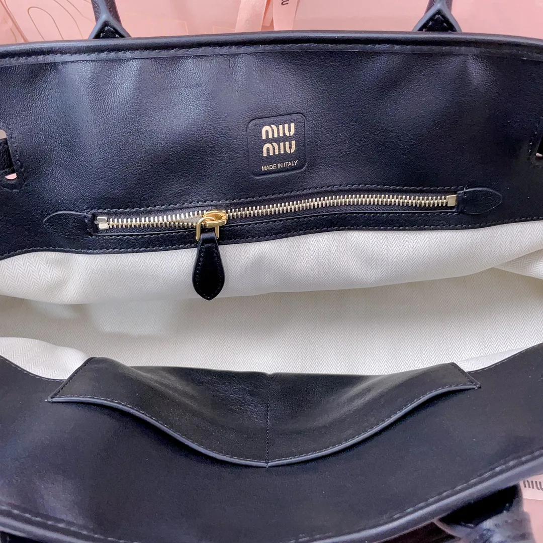 Классические Сумки Женские Miu Miu 18004738