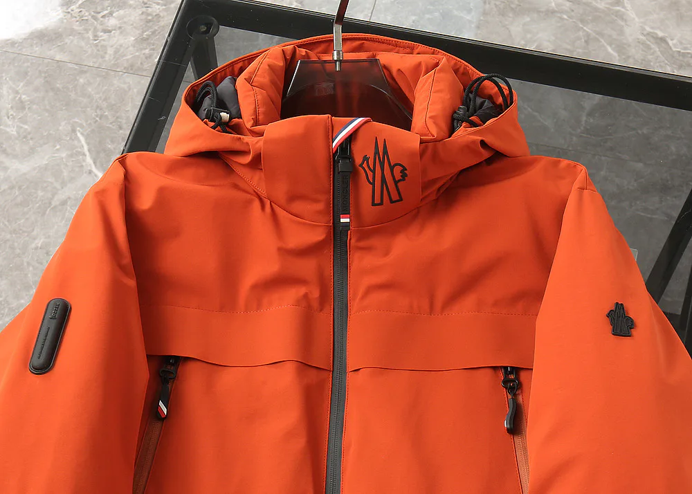 Куртки И Пуховики Мужские Moncler 5431087