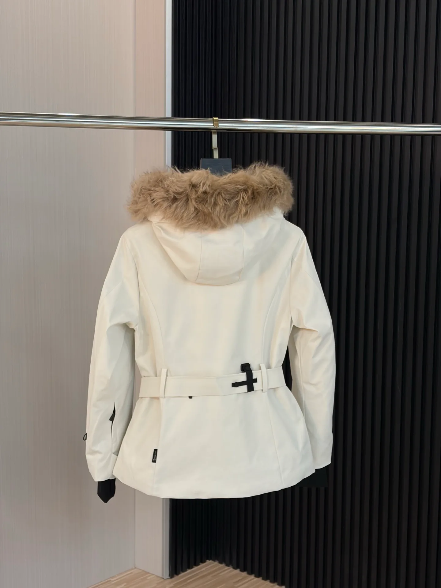Куртки И Пуховики Женские Moncler 18188680